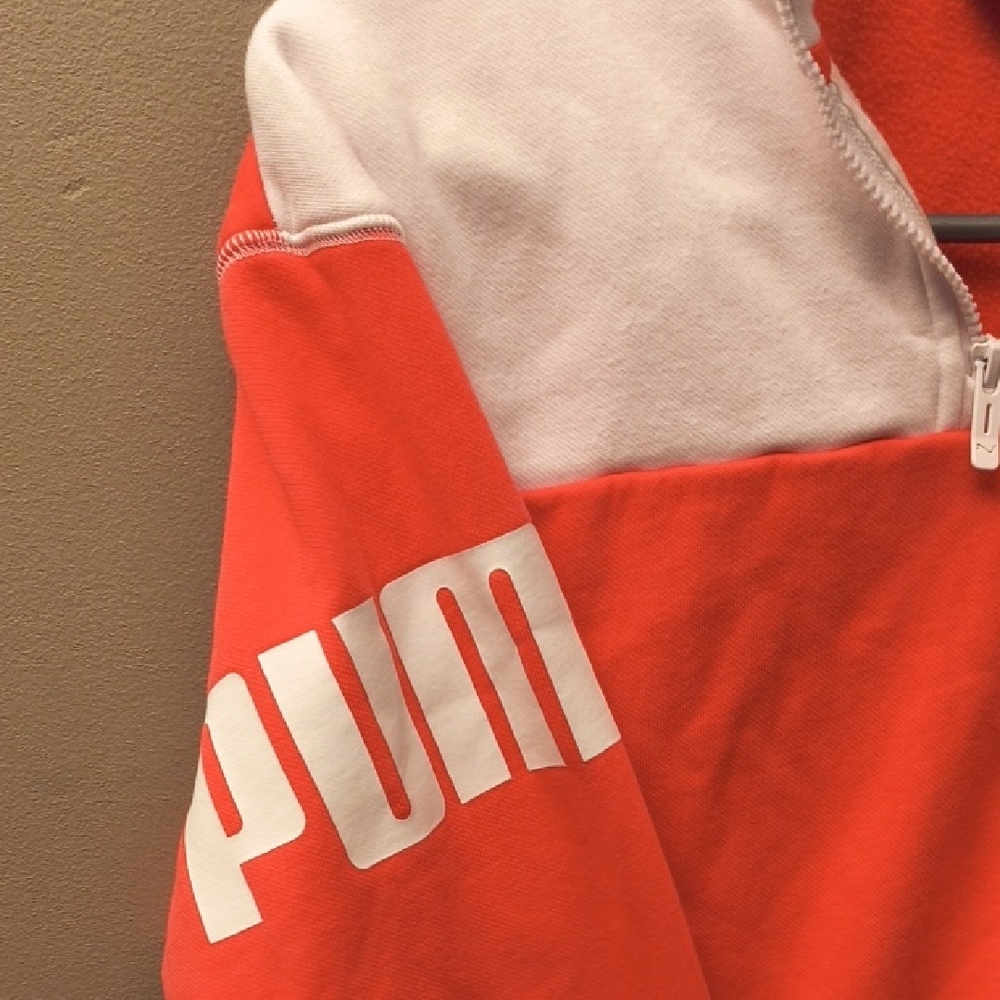 Puma - Like New - Salmon and White Quarter-Zip  Women's Sweater - Picture 7 of 12